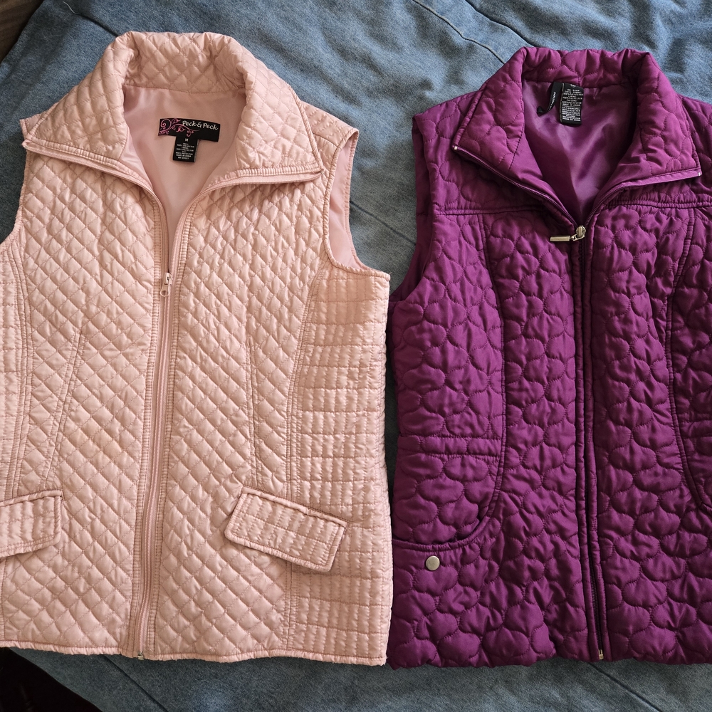(1) Peck & Peck & (1) New Direction Ladies Vests
